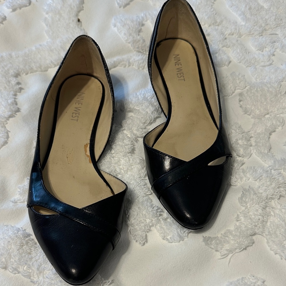 Nine West Black Cutout Flats